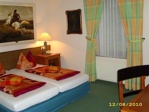 Waldschloesschen Nocleg ze śniadaniem Mittenwalde